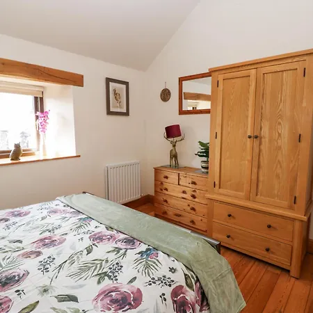 Rayson Hall Barns * 펜리스