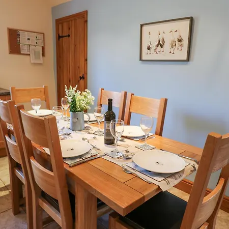 Rayson Hall Barns * 펜리스